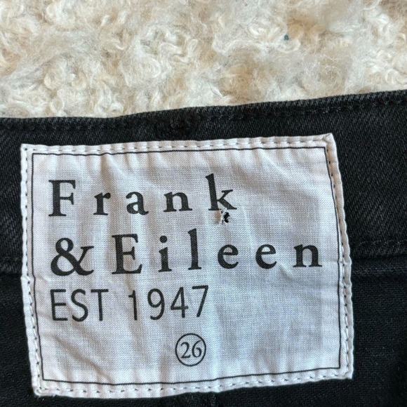 Frank and Eileen Women's 26 Monaghan Black Straight Mom Jeans Distressed Raw Hem - Picture 8 of 14